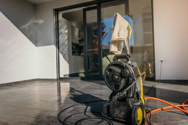 Best Parking Lot Cleaning in Mentone, CA